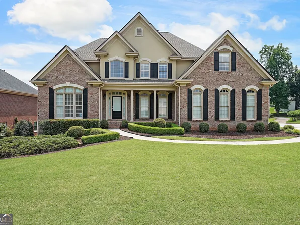 1375 Highland Lake Dr, Lawrenceville, GA 30045