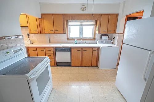130 Francis St Photo 1