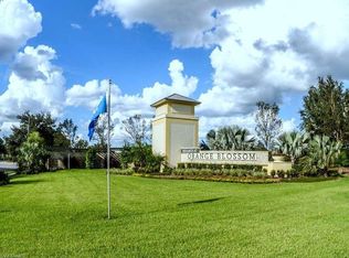 2382 Heydon Cir E, Naples, FL 34120