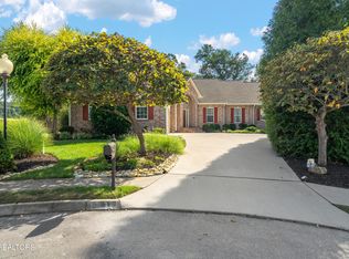 1594 Lewisbrooke Ln, Knoxville, TN 37922