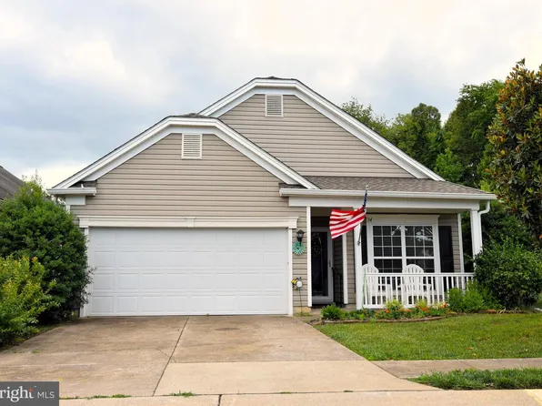 34 Chantilly Pl, Fredericksburg, VA 22406