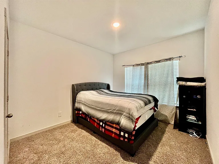 3563 Finn Landing Ln — Photo 14