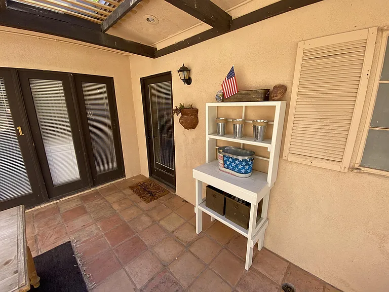 La Casa — Photo 62