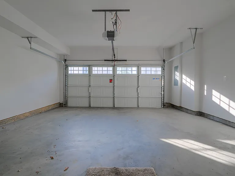 2 Car Garage