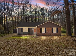 2019 Teddington Dr, Charlotte, NC 28214