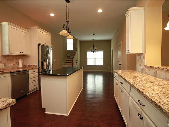 3rd image of 9118 Gunnison Ct