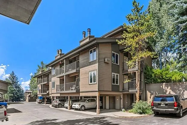 2505 Daybreak Ct #301 — Photo 17