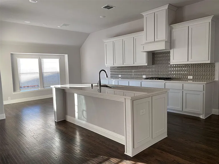 616 New Marion Rd — Photo 6