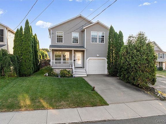 2nd image of 414 Abell Ave