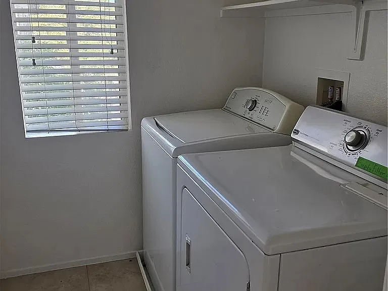 4 bed, 2.5 bath, 1788 sqft, $2,200 — Photo 3
