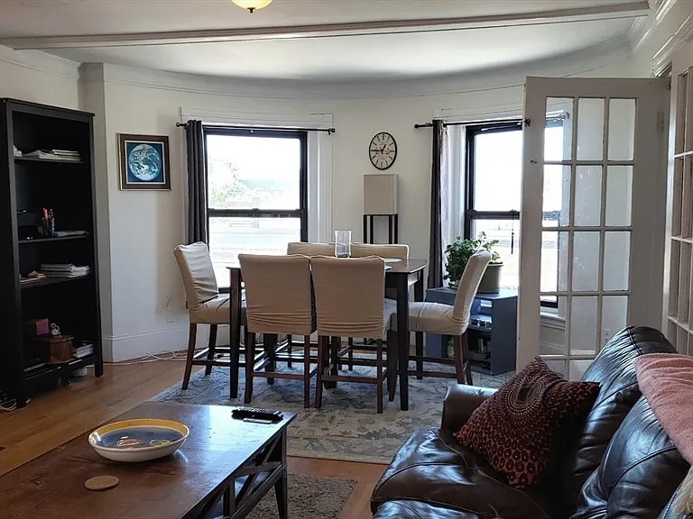 924 Beacon St #8 — Photo 13