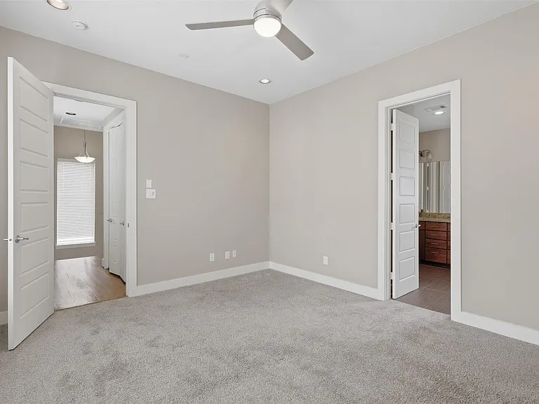 1535 Malone St — Photo 15