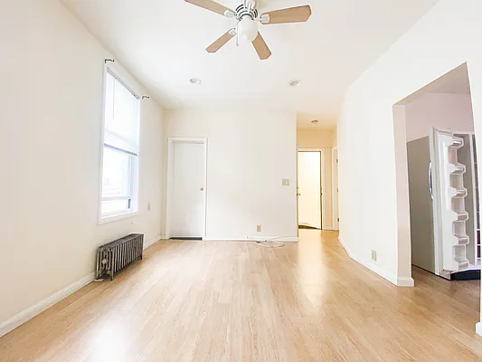 Rented by RealTegrity NY LLC | media 4