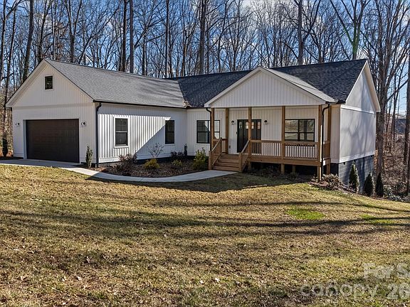3rd image of 428 Florence Cir