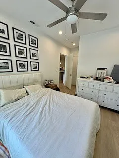 3355 N Southport Ave #2F — Photo 14