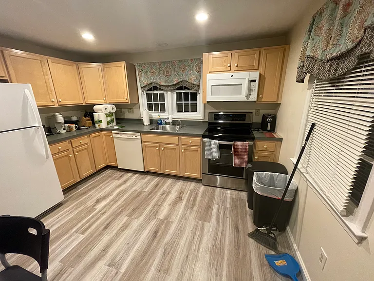 80 Klarman Dr — Photo 8