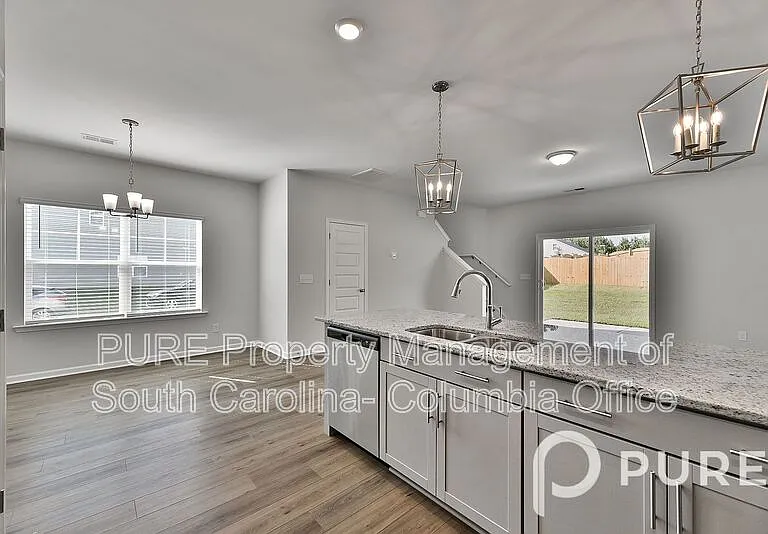 1504 Loose Leaf Ln — Photo 14