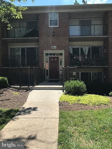 1st image of 884 College Pkwy #10