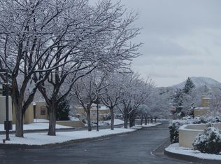6 Pheasant Hill Dr NE, Albuquerque, NM 87111