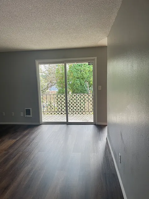 2 bed, 780 sqft, $1,500 — Photo 4