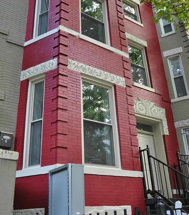 Exterior (Front)