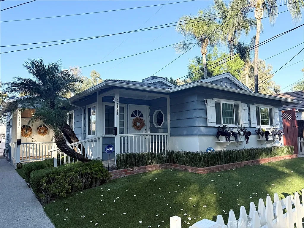 2 bed, 1200 sqft, $5,000 — Photo 2