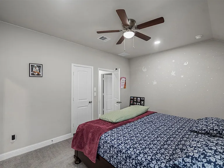 18606 Rock Quarry Trl — Photo 35