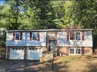 17989 Possum Point Rd, Dumfries, VA 22026