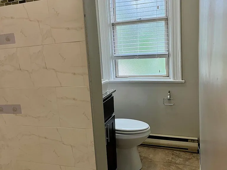 145 Meridan St — Photo 11
