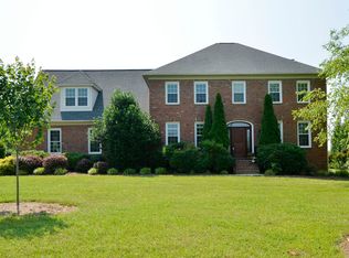 5704 Fox Meadow Ct, Oak Ridge, NC 27310