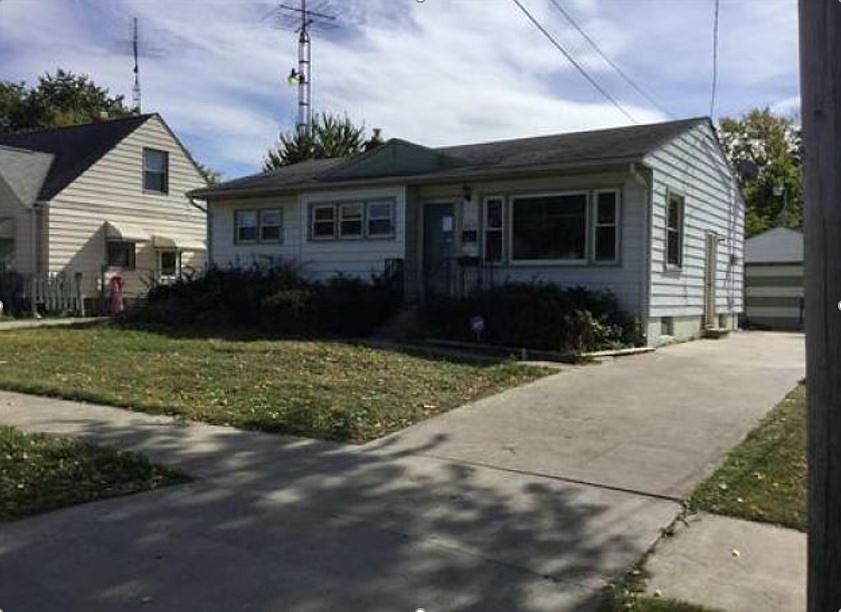 2nd image of 3017 Brandon St