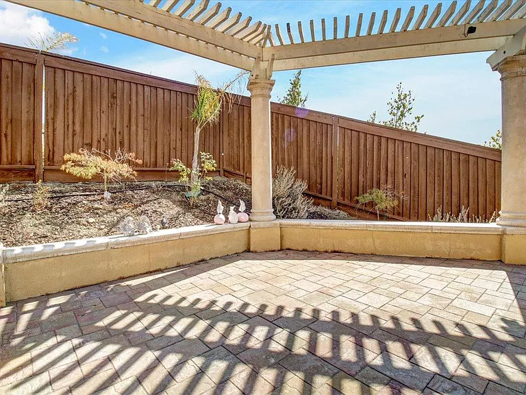 1852 Saddle Park Pl — Photo 85