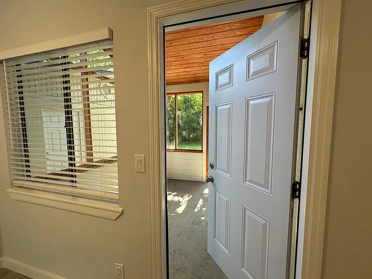 2531 Waters Edge Dr — Photo 22