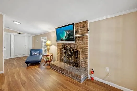 1103 Calloway St — Photo 20