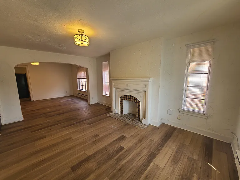 1001 Lilley Ave #D — Photo 2
