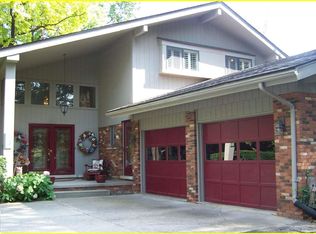 11236 Orchard Hill Dr, Romeo, MI 48065