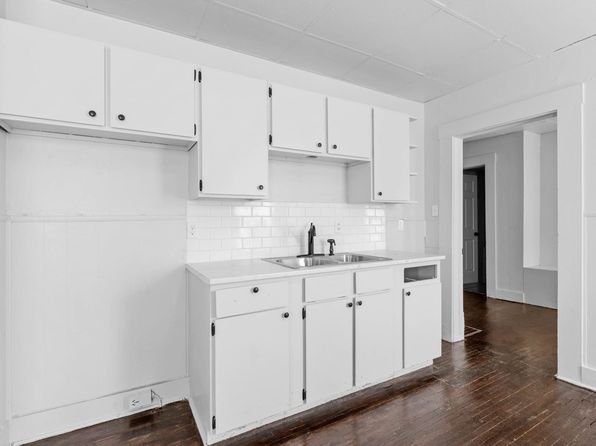 wichita-kansas-2067468872 picture