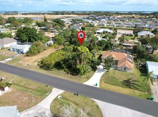 139 S Wimbrow Dr, Sebastian, FL 32958