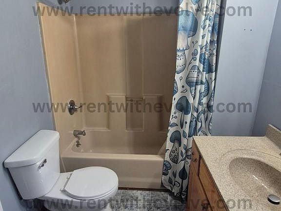4th image of 1616 N East St