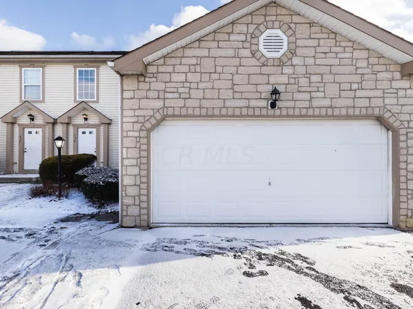 620 Faith Ann Dr, Pataskala, OH 43062