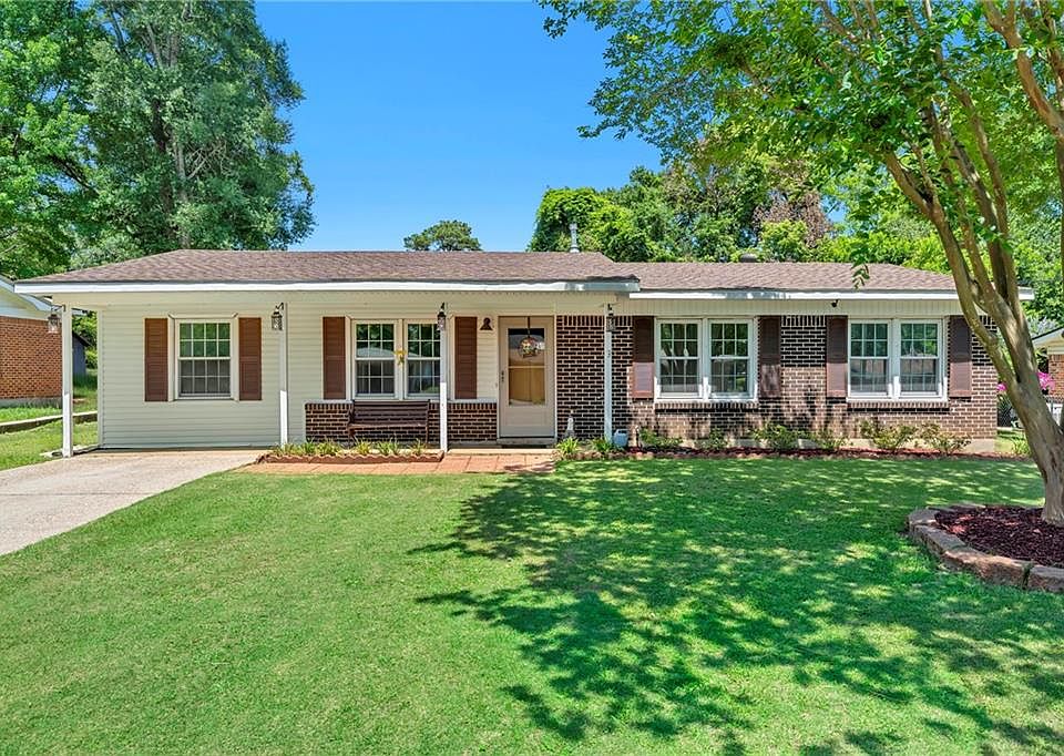 1st image of 657 Raines Dr