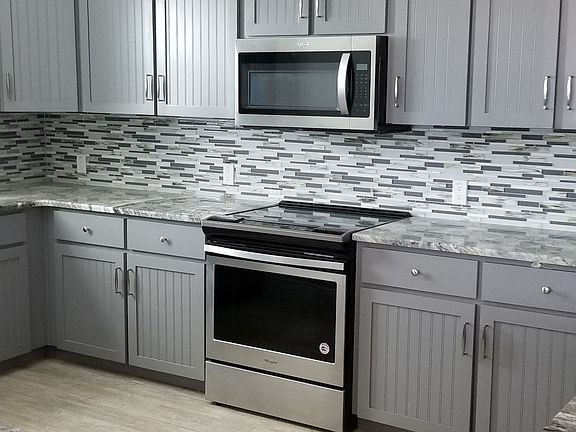2nd image of 905 Georgia Ave #B