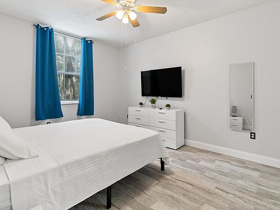 2nd image of 630 S Sapodilla Ave APT 104