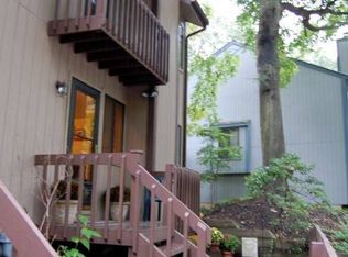 21 Harwood Ln, Clementon, NJ 08021