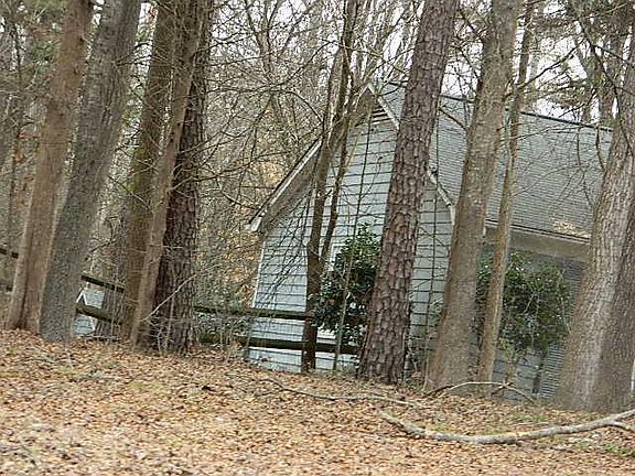 3rd image of 11410 Gelding Dr