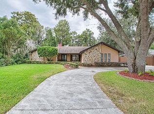 31849 Bay St, Tavares, FL 32778