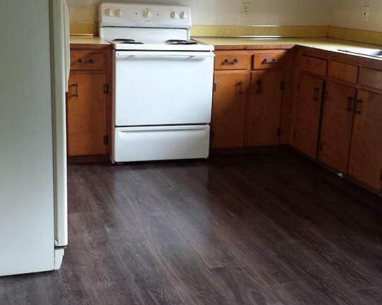 5th image of 223 Stillwood Dr
