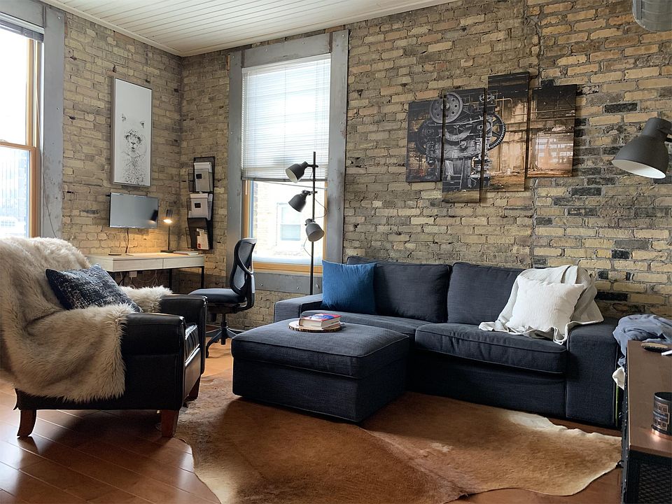 1st image of 305 Broadway N APT 207