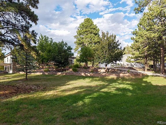 3rd image of 4845 Deer Trail