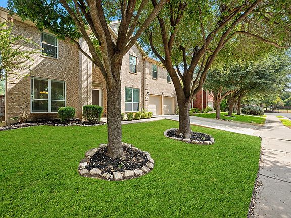 2nd image of 708 Old Ravine Ct